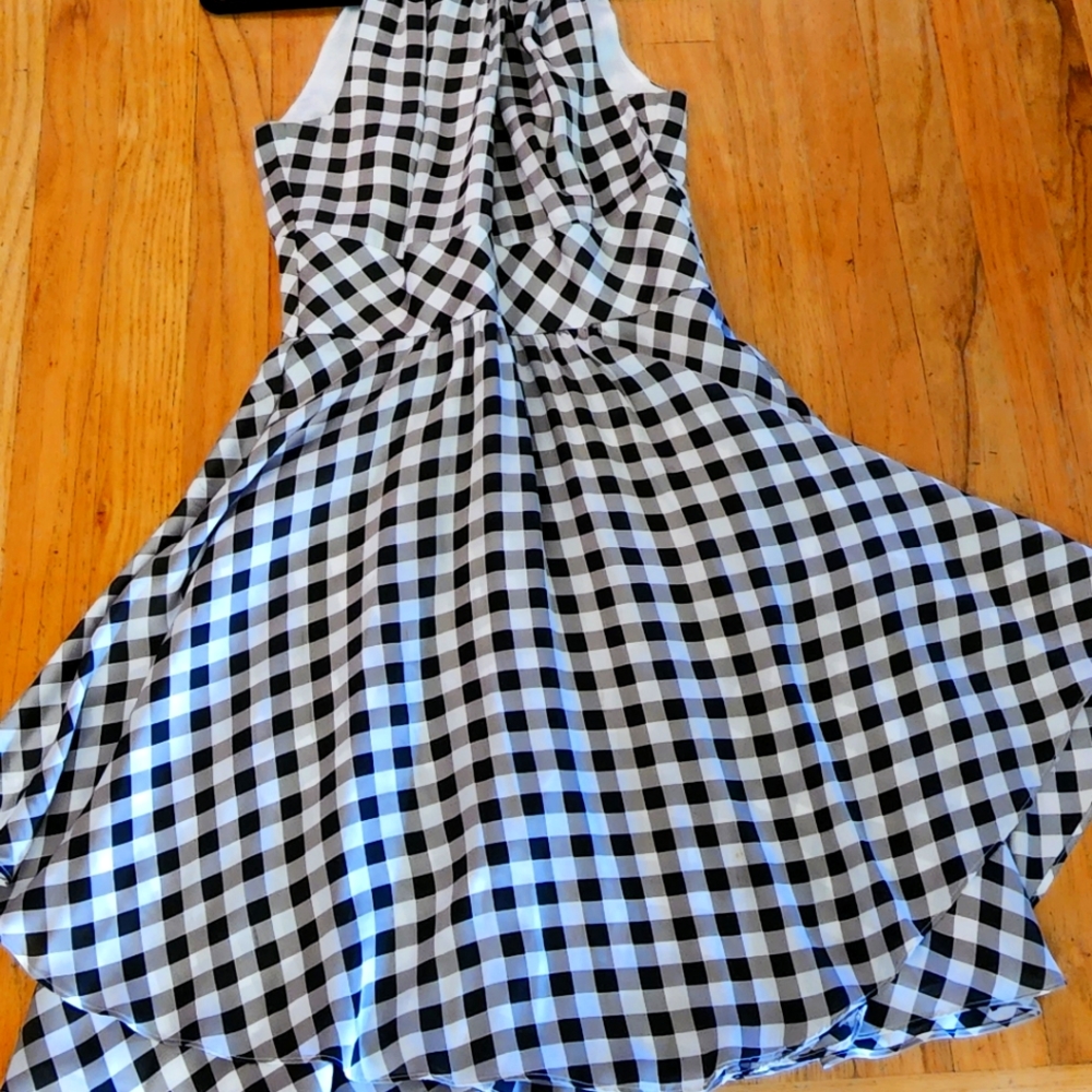 Black and white dress